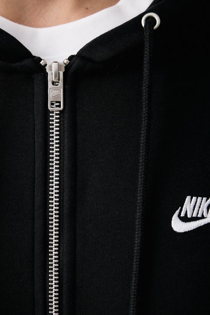 Mikina na zips s kapucňou dámska s bavlnou Club Nike Sportswear čierna FN3861.010