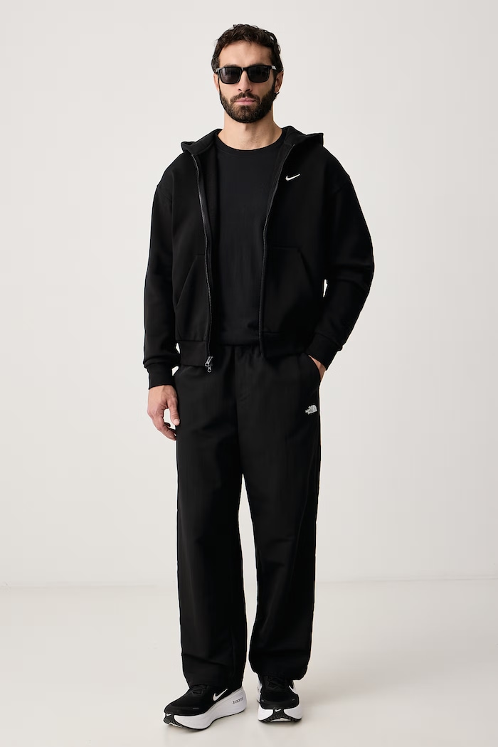 Nike Sportswear Mikina na zips s kapucňou pánska s bavlnou Solo Fleece IX1928.001 čierna AW26