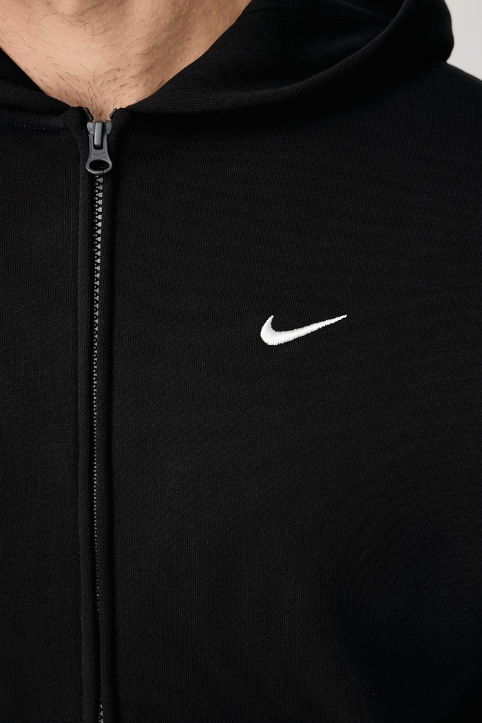 Mikina na zips s kapucňou pánska s bavlnou Solo Fleece Nike Sportswear čierna IX1928.001