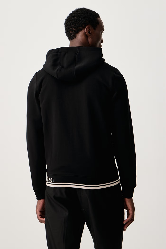 Oblečení Guess Rozepínací mikina s kapucí pánská s bavlnou M6BQ48.K6168 černá