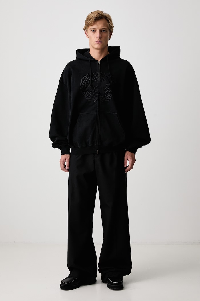 Vetements Embroidered Front bluza rozpinana z kapturem z bawełną męska MH27ZU262B czarny AW26