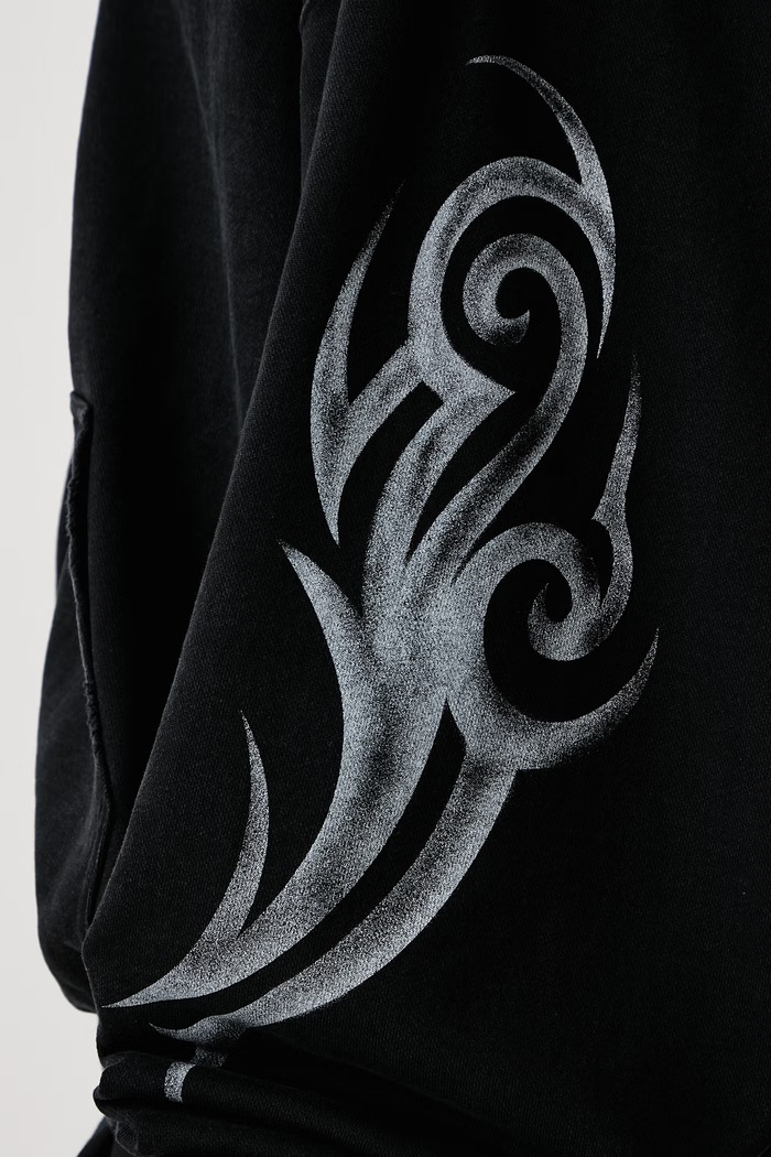 Vetements Graffiti Tribal bluza rozpinana z kapturem bawełniana męska MH27ZU154B