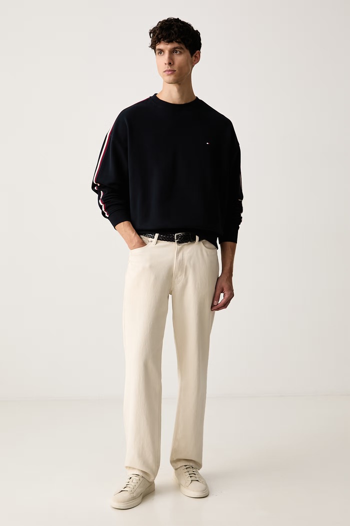 Tommy Hilfiger dukserica loungwear za muškarce od pamuka UM0UM03943 mornarsko plava AW26