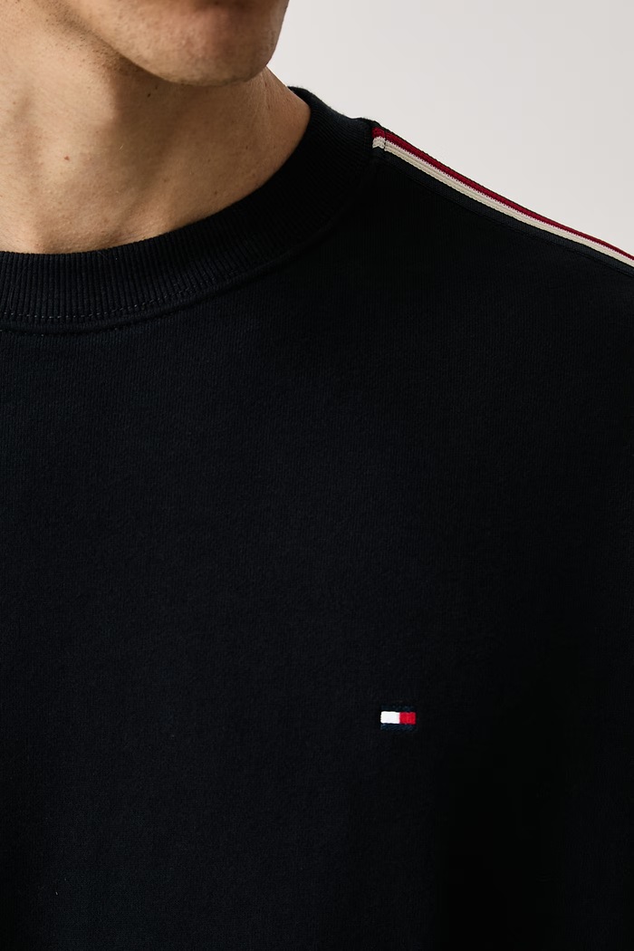 Tommy Hilfiger dukserica loungwear za muškarce od pamuka UM0UM03943 mornarsko plava