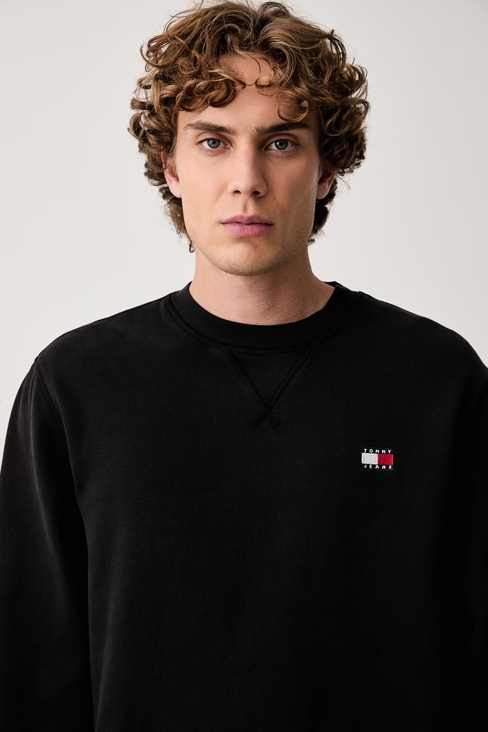 Tommy Jeans mikina pánská s bavlnou černá DM0DM23607