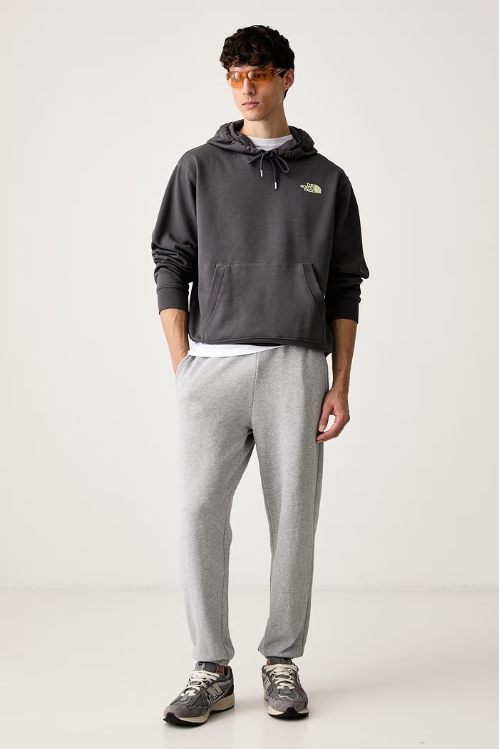 The North Face Dukserica sa kapuljačom za muškarce s pamukom Relaxed NF0A8JA7RHI1 siva AW26