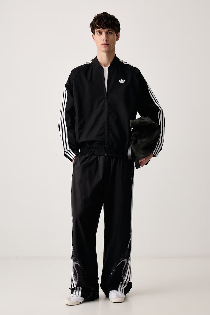 adidas Originals Cipzáras melegítőfelső férfi SST Adicolor Classic Cotton Twill KR1371 fekete AW26