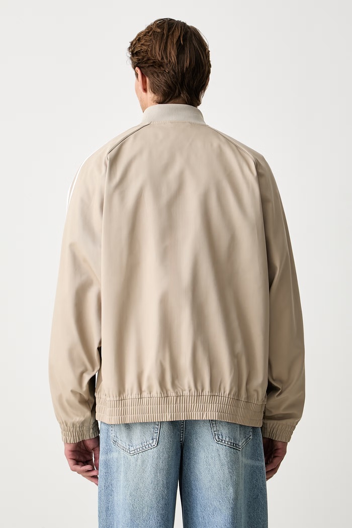 Oblačila adidas Originals Jopica moška SST Adicolor Classic Cotton Twill KR1369 bež
