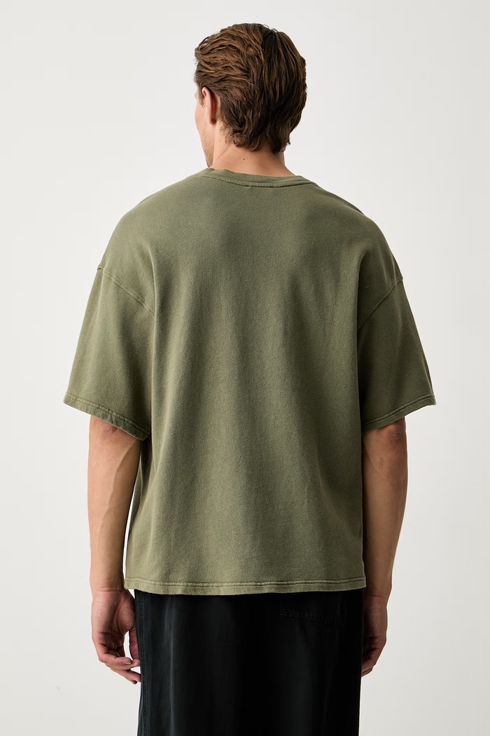 Odzież American Vintage T-shirt oversize damski bawełniany MVIB03B zielony
