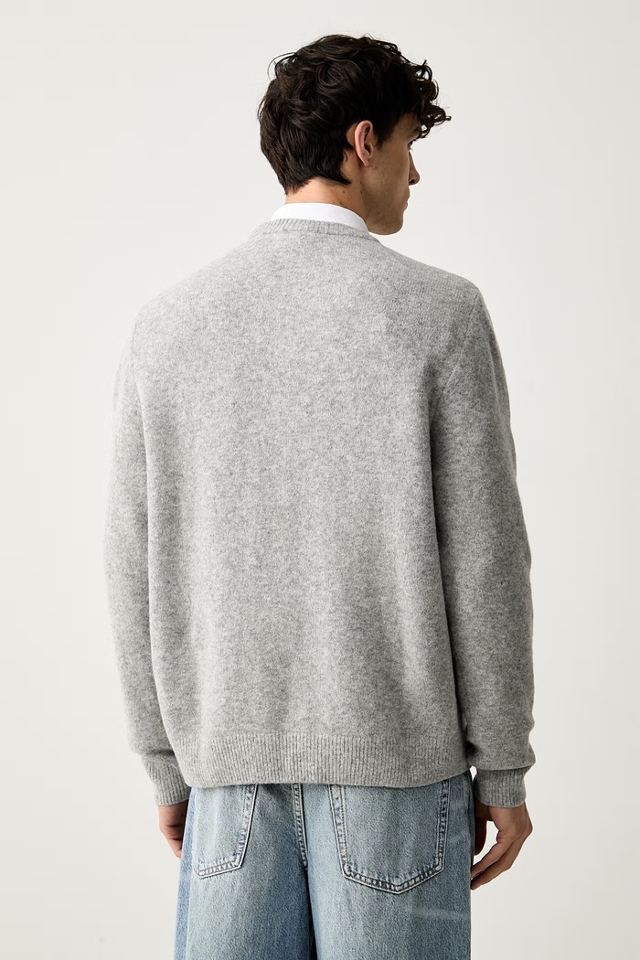 Ρούχα adidas Originals πουλόβερ ανδρικό με μαλλί Trefoil Essentials KS4889. γκρί