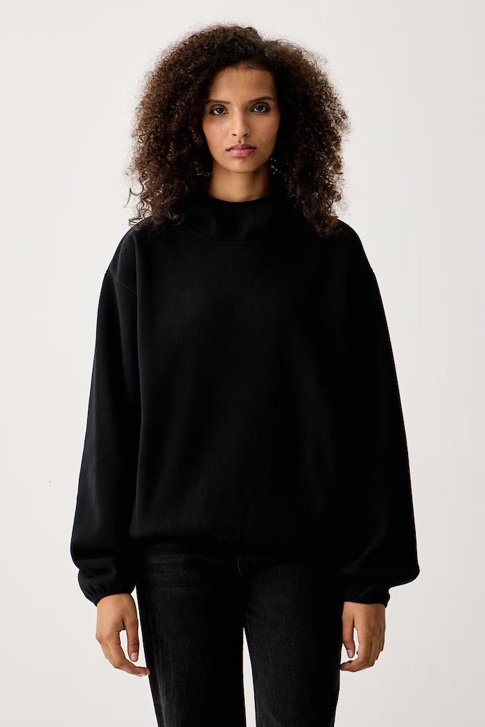 Rains Polár pulóver Fleece Hoodie fekete 19010.01