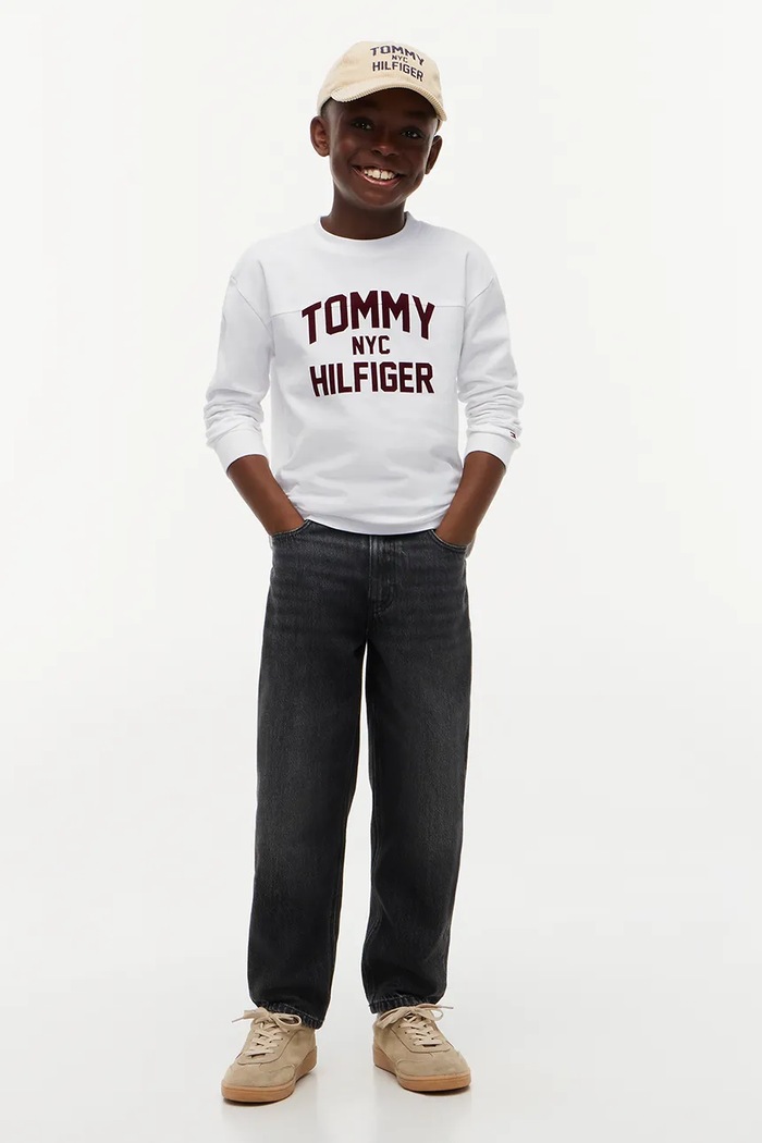 Chłopiec Tommy Hilfiger Longsleeve dziecięcy bawełniany KB0KB10642.128.176.9BY2 biały