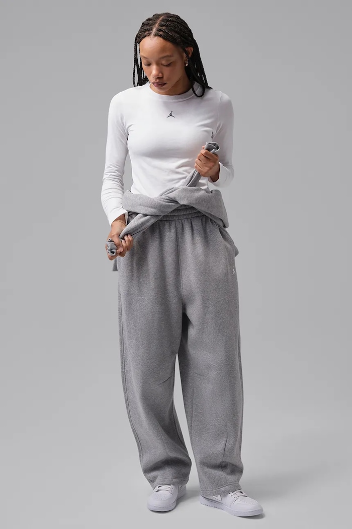Odzież Jordan Longsleeve damski z bawełną Brooklyn Essentials IM7353.100 biały