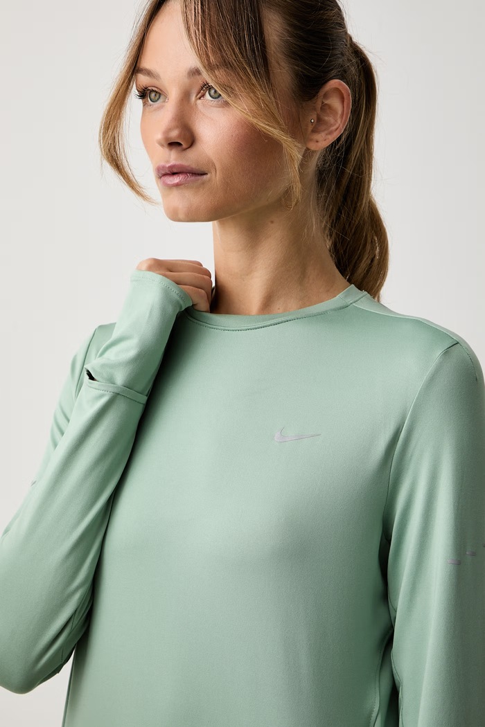 Nike longsleeve do biegania damski Swift zielony HQ0503.006