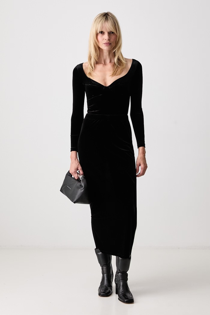 Vetements body damskie welurowe gładkie WH27BO116B czarny AW26