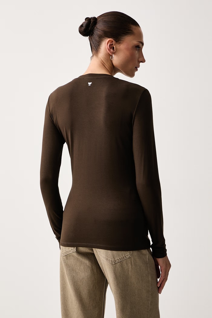 Odzież Weekend Max Mara Longsleeve damski z wiskozą WKDMULTIE 2625946032600 brązowy