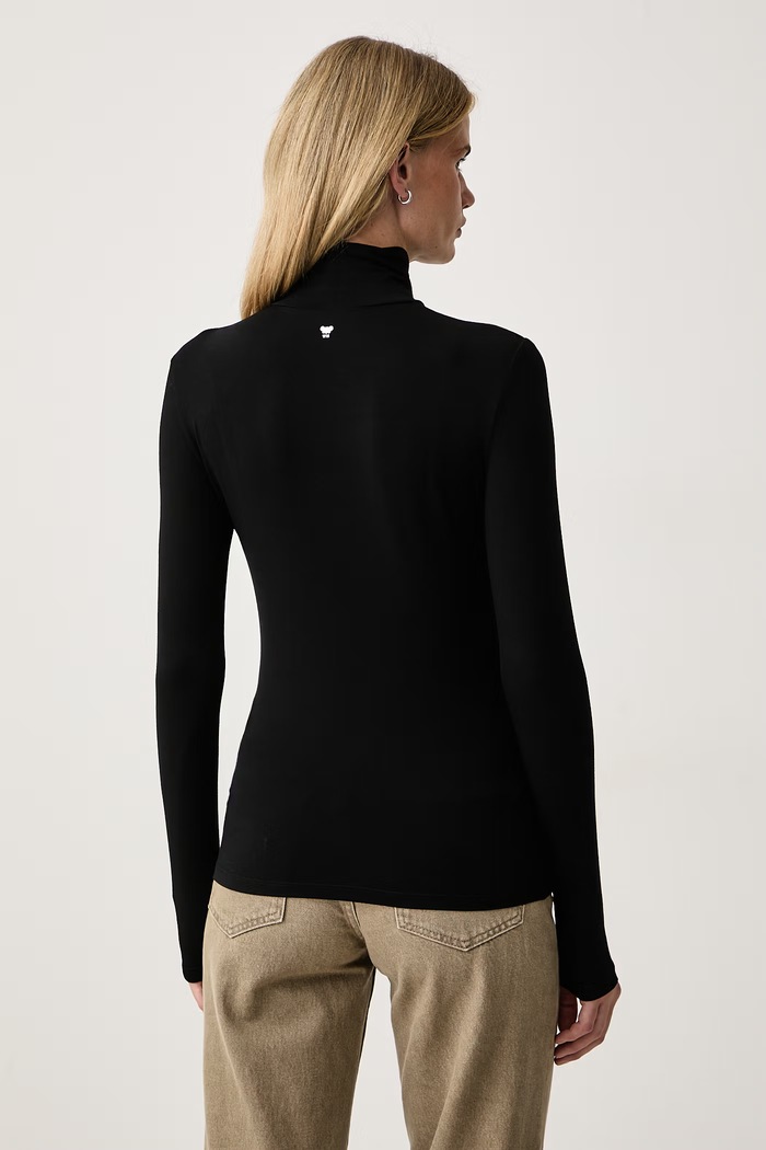 Odzież Weekend Max Mara Longsleeve damski z wiskozą WKDMULTIF 2625946012600 czarny