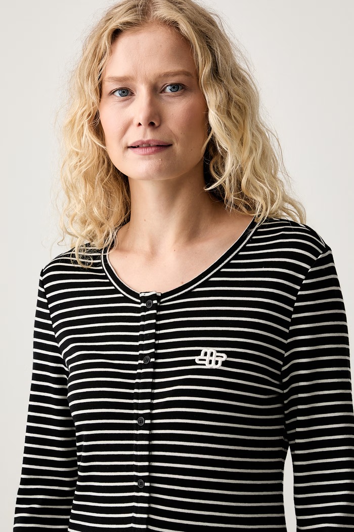 Longsleeve damski z wełną VUZZA MUNTHE 263114426368 czarny
