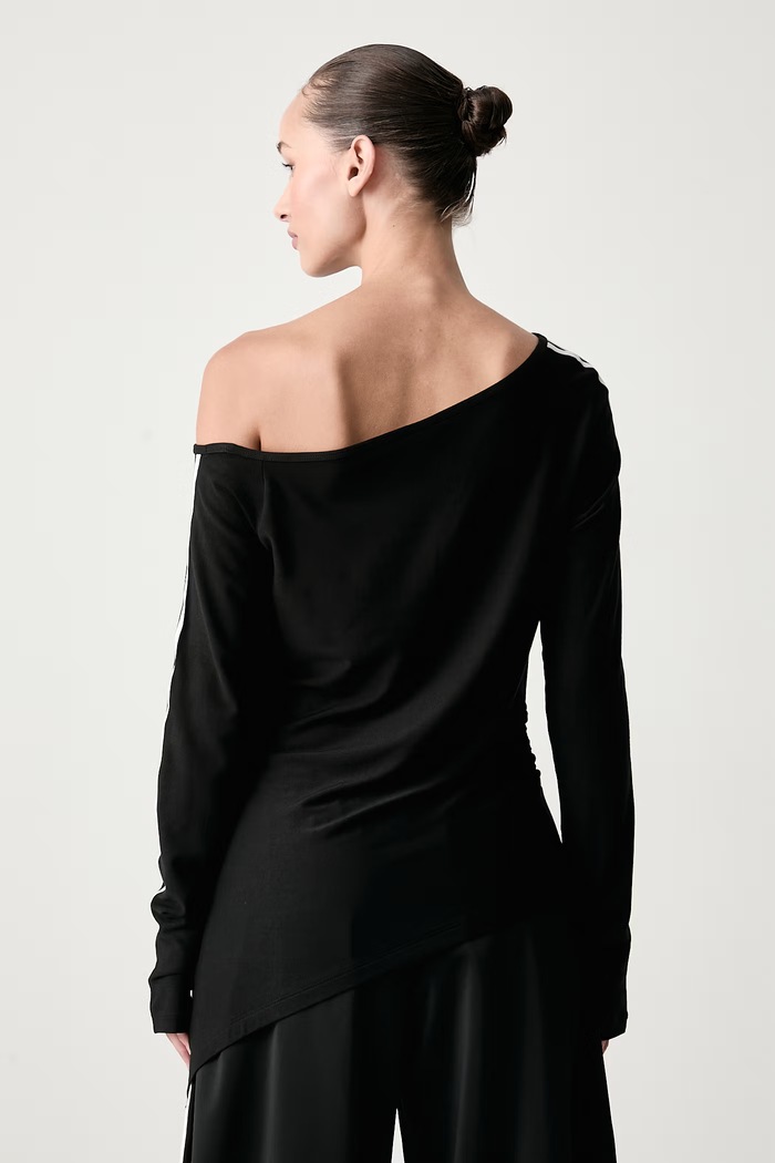 Одяг adidas Originals Лонгслів жіночий з віскозою Asymetric Top LE8310 чорний