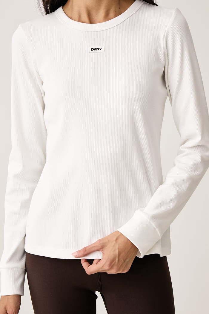 Longsleeve damski z bawełną DKNY YI20125 beżowy