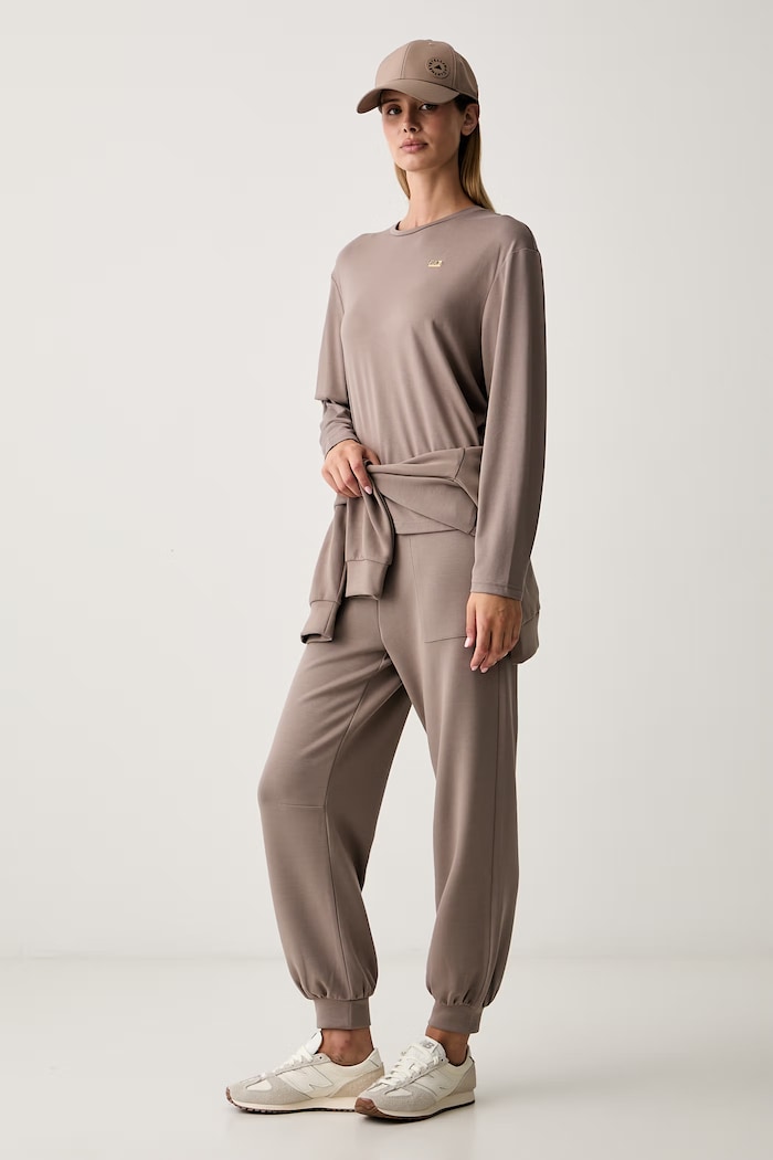 EA7 Emporio Armani longsleeve damski z wiskozą AF13919.7W001652 brązowy AW26