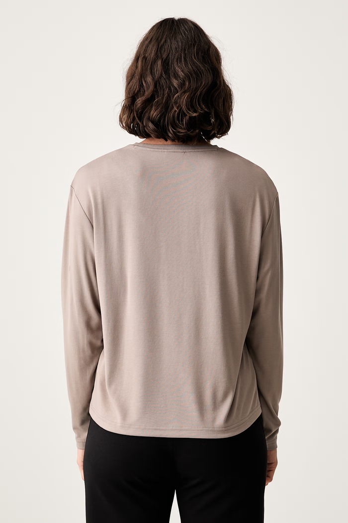 Odzież EA7 Emporio Armani longsleeve damski z wiskozą AF13919.7W001652 brązowy