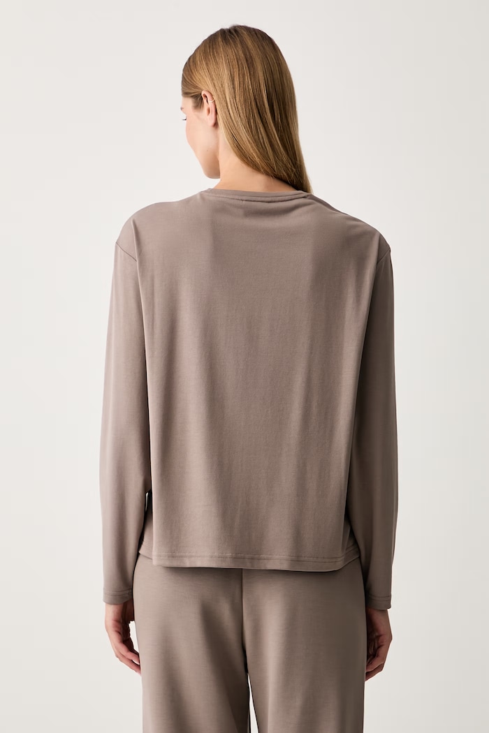 Odzież EA7 Emporio Armani longsleeve damski z wiskozą AF13919.7W001652 brązowy