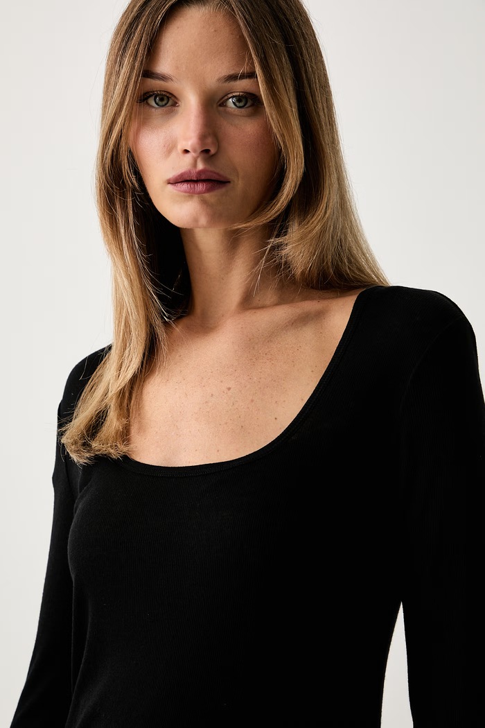 Patrizia Pepe longsleeve damski z wełną czarny 8M0228.J0072