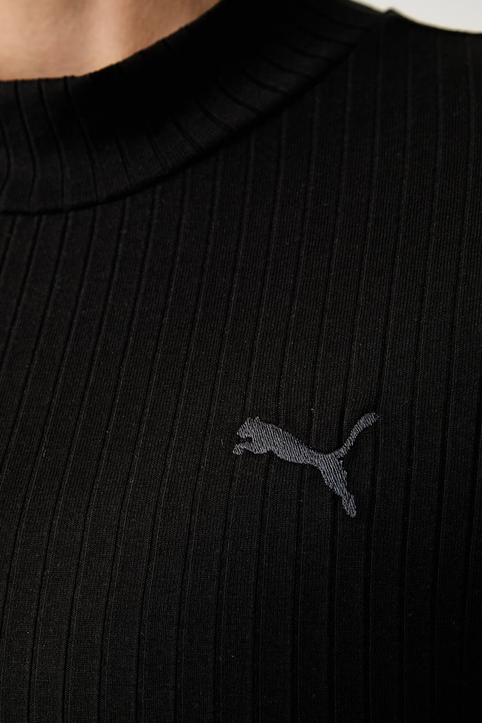 Puma longsleeve damski z bawełną HER 694025 czarny