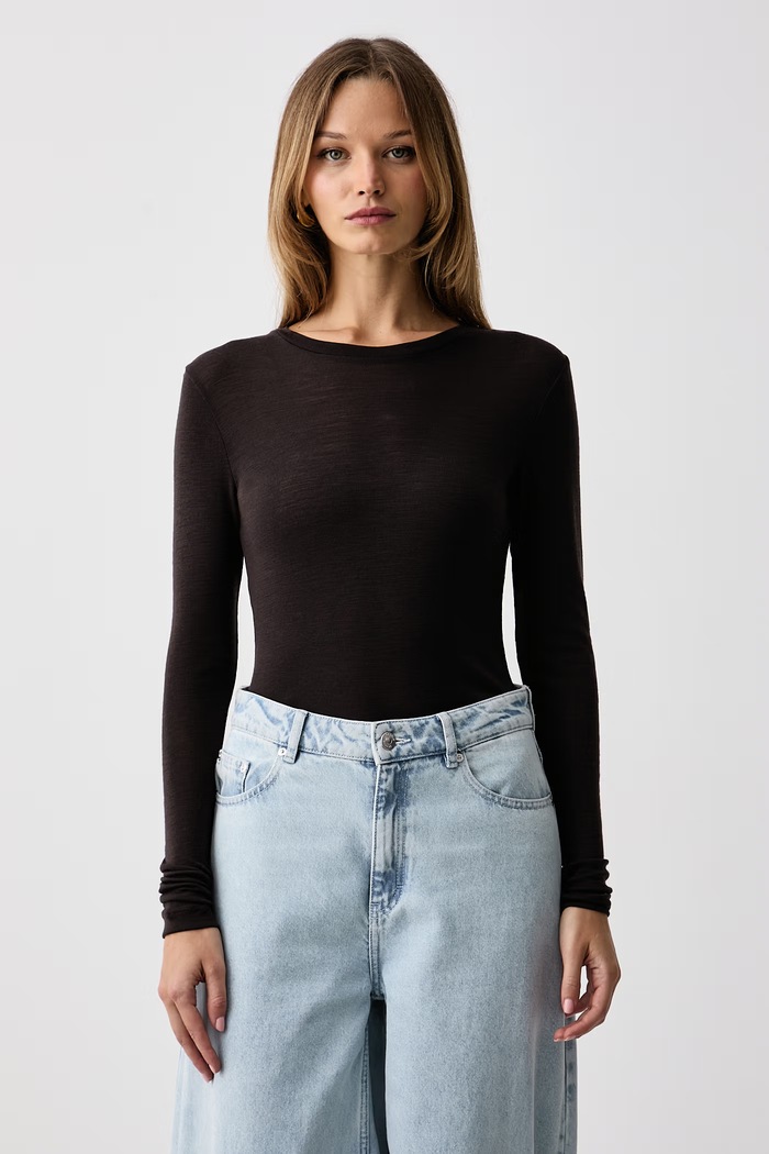 Gestuz Longsleeve damski wełniany GZnina brązowy 10910696