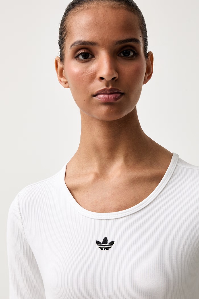 adidas Originals лонгслив для женщин Essentials белый KR1131