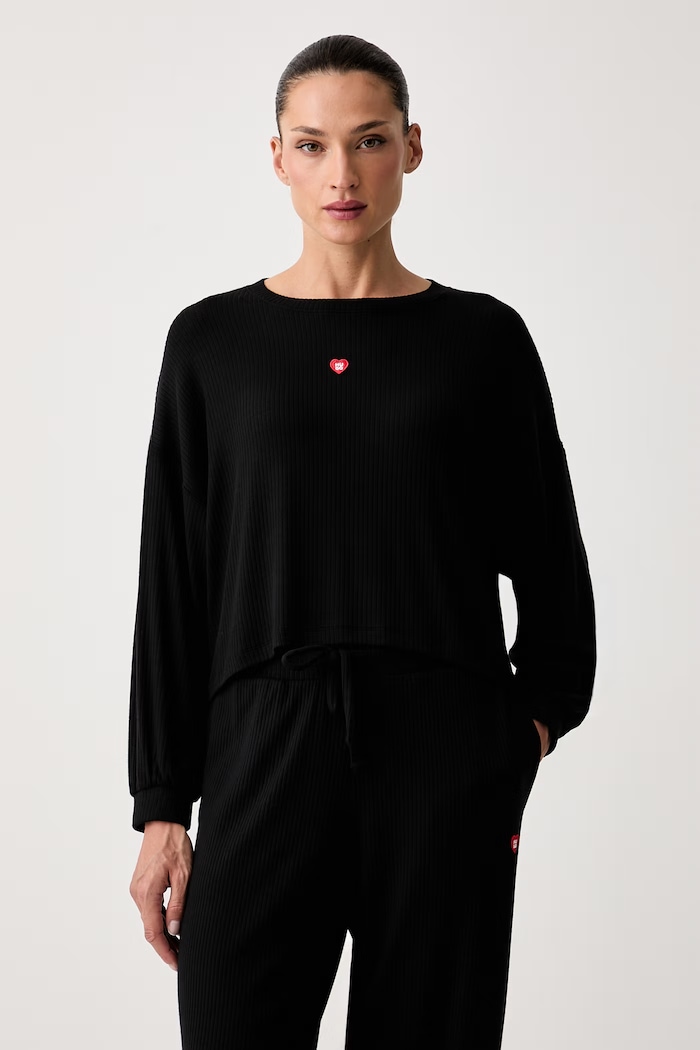 HUGO кофта loungwear женская с модалом HUGO HEART TOP чёрный 50566668