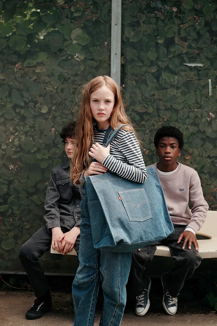 Levi's блуза с дълги ръкави за деца с памук STRIPE TEE 4ER405 тъмносин