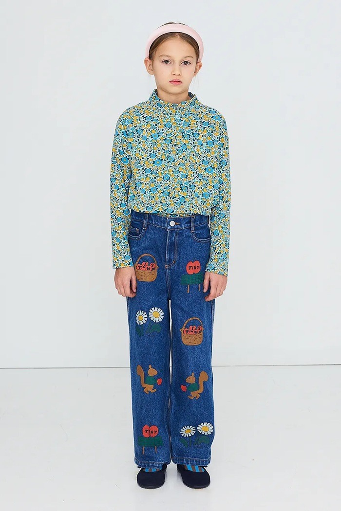 Tinycottons tričko s dlouhým rukávem dětské bavlněné s elastanem FLOWER PATTERN RIB MOCKNECK modrá AW26.278