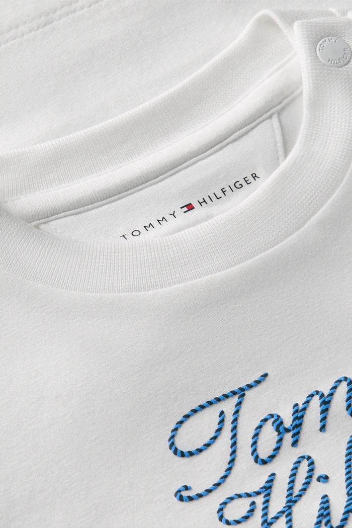 Chłopiec Tommy Hilfiger longsleeve niemowlęcy z bawełną KN0KN02296.9BY2 biały