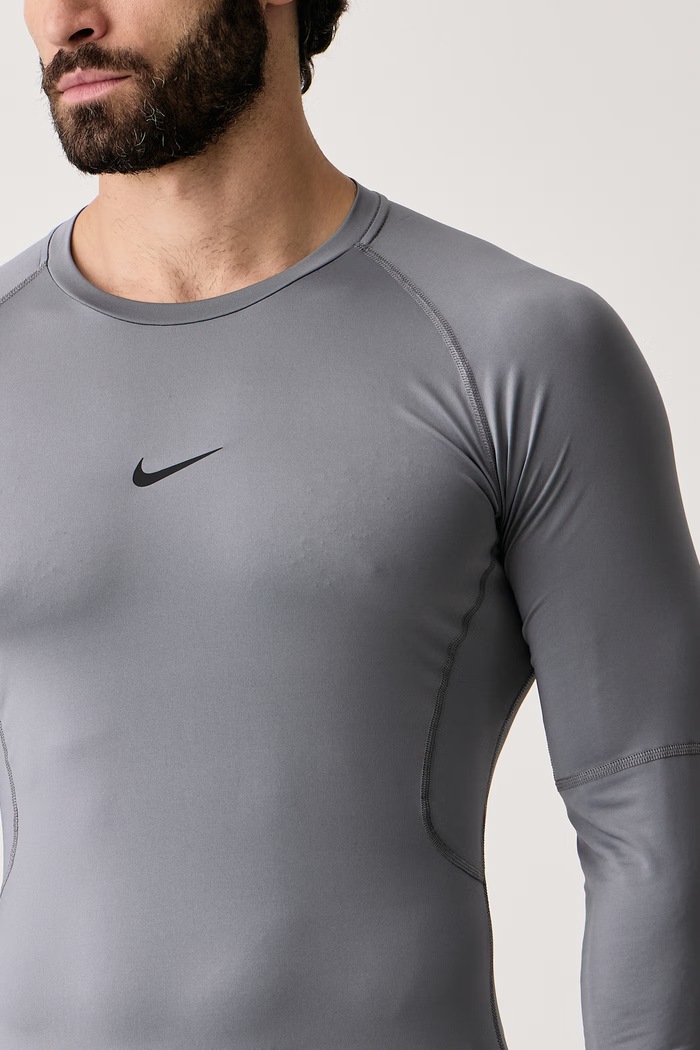 Longsleeve treningowy męski Nike Pro Dri-FIT Nike FB7919.084 szary