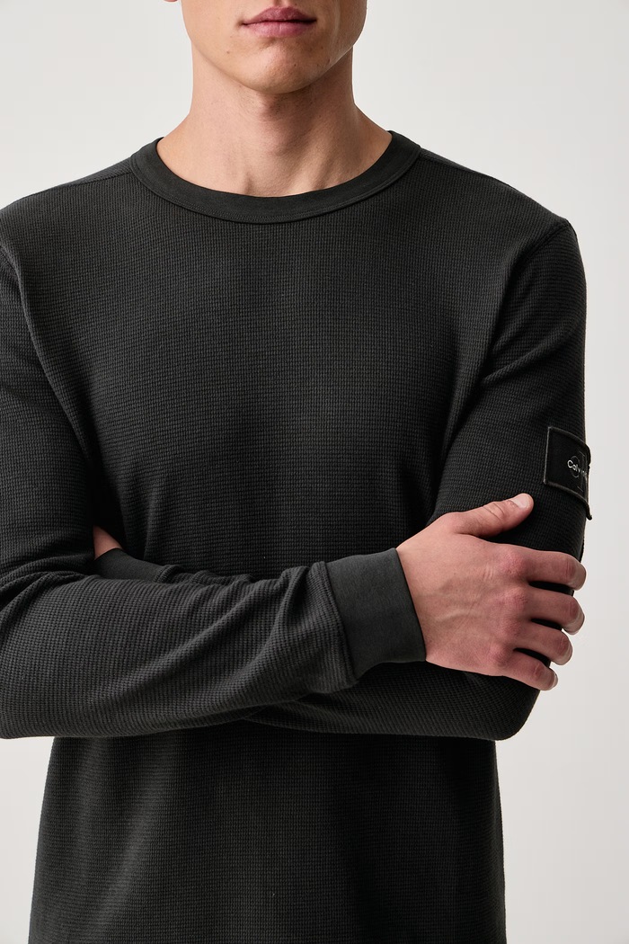 Μακρυμάνικο ανδρικό βαμβακερό Calvin Klein Jeans LV04RJ209G μαύρο