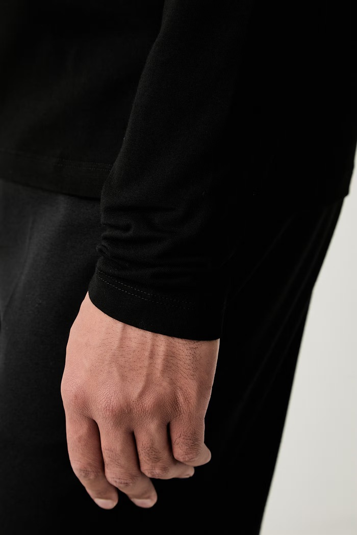 Trussardi longsleeve męski bawełniany z elastanem G0238100040N czarny