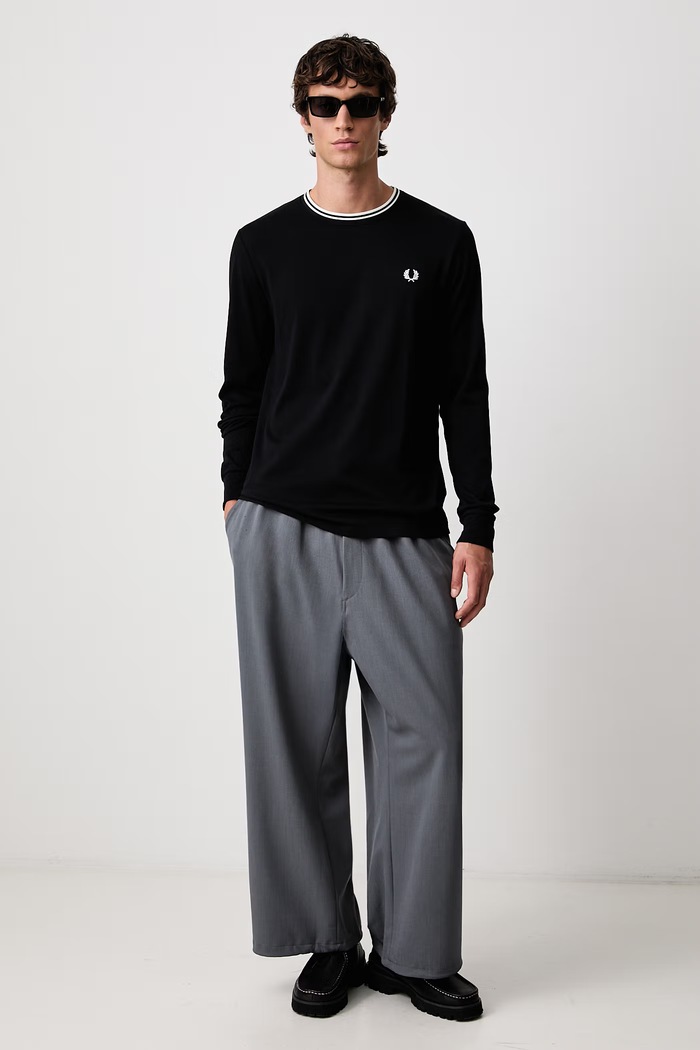 Fred Perry Longsleeve męski bawełniany M9602.R88 granatowy AW26