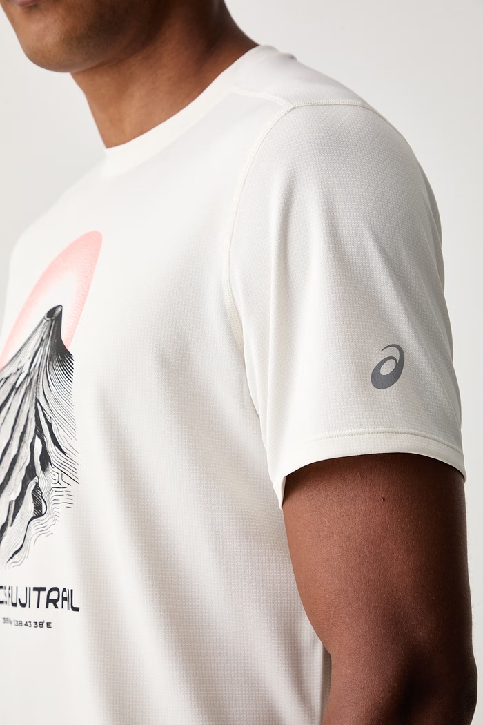 Asics T-shirt treningowy męski FUJITRAIL LOGO SS TOP 2011D527.102 beżowy