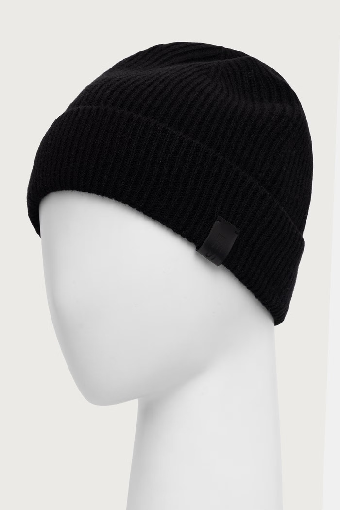 LE SH KA headwear Czapka beanie damska kaszmirowa Black Cashmere Hat BlackCashmereHat czarny AW26