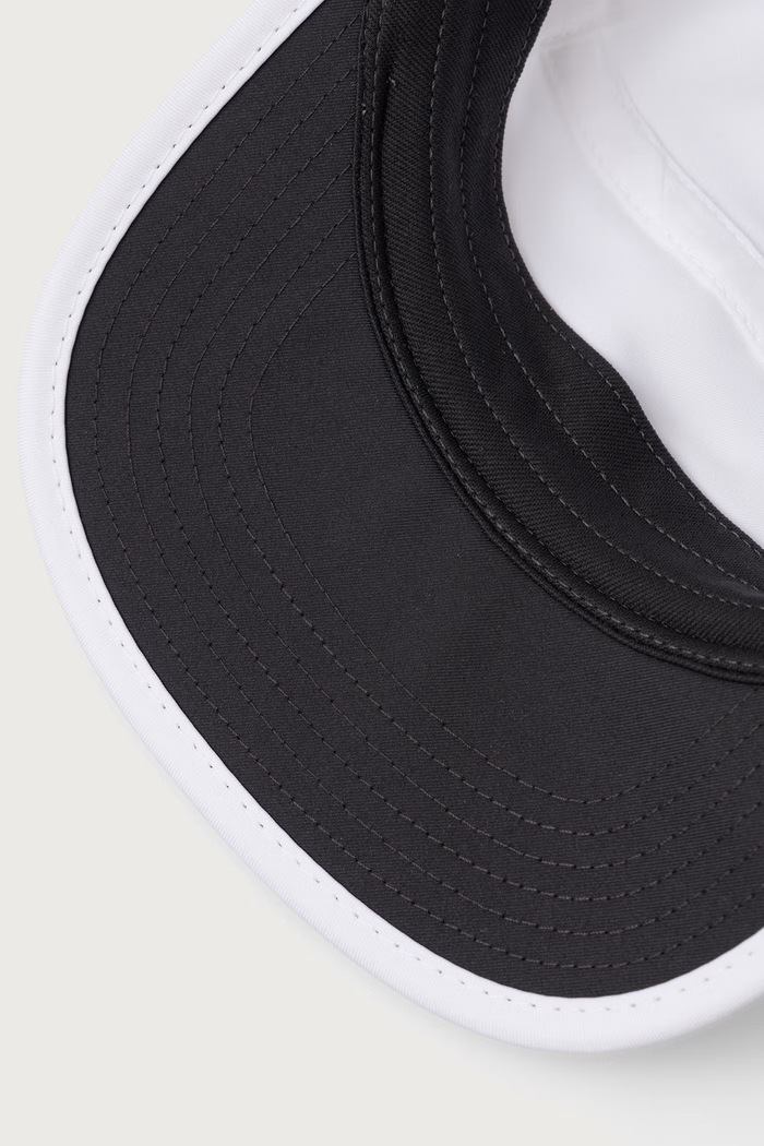 Czapka z daszkiem damska Fly Nike FB5624.100 biały