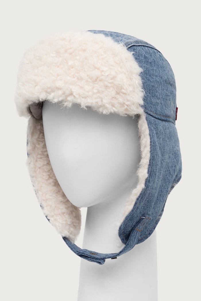 Levi's Czapka damska COZY TRAPPER 007ZH niebieski AW26