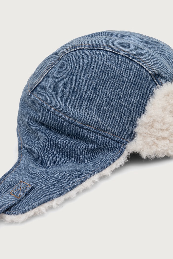 Akcesoria Levi's Czapka damska COZY TRAPPER 007ZH niebieski