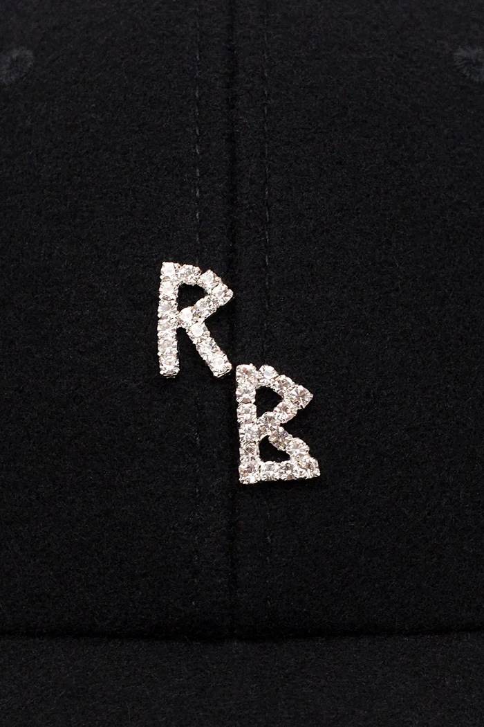 Czapka z daszkiem damska wełniana Crystal-embroidered Baseball Cap RUSLAN BAGINSKIY BSB033.W.DMD czarny