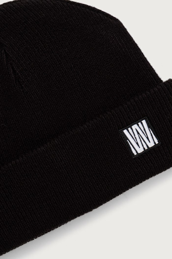 Akcesoria WRSTBHVR MEO czapka beanie damska U9126GT czarny