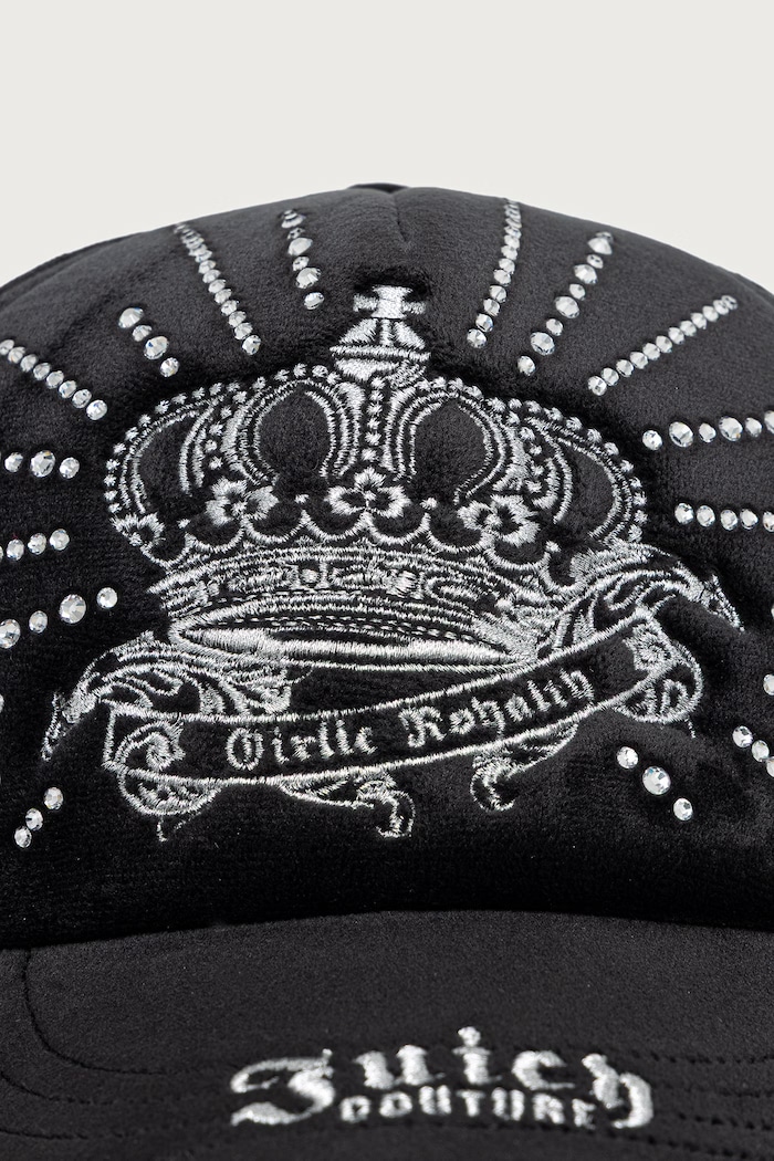 Juicy Couture Kapa sa šiltom za žene REGAL REBELLE DIAMANTE VELOUR JCAWH226718 crna AW26