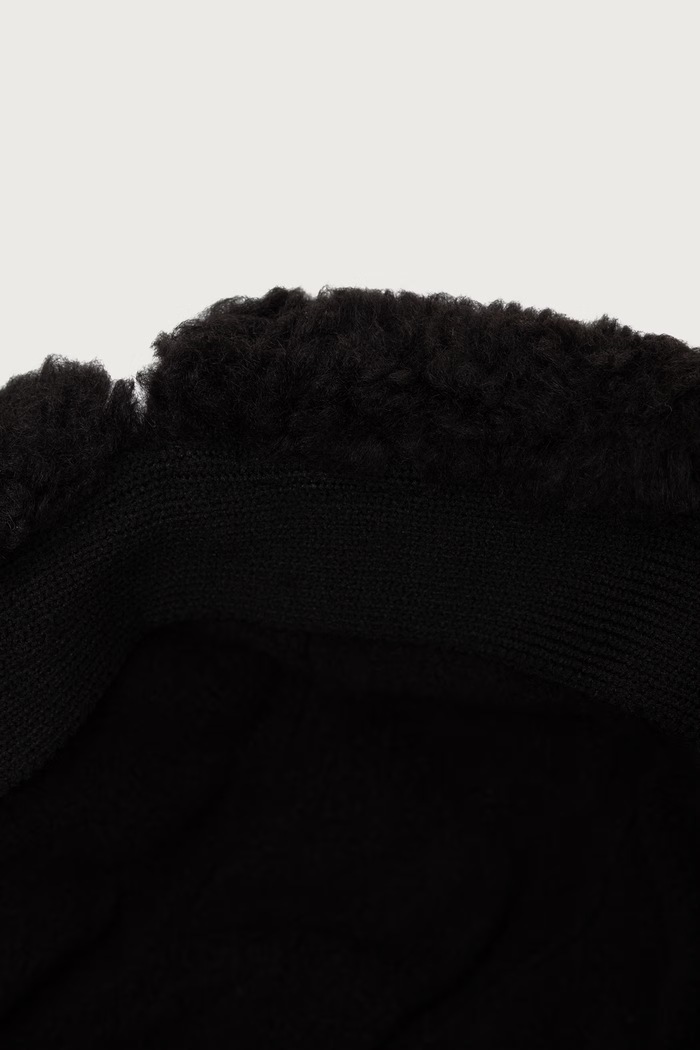 Czapka uszatka damska EXPEDITION TRAPPER Kangol czarny K5503.BK001