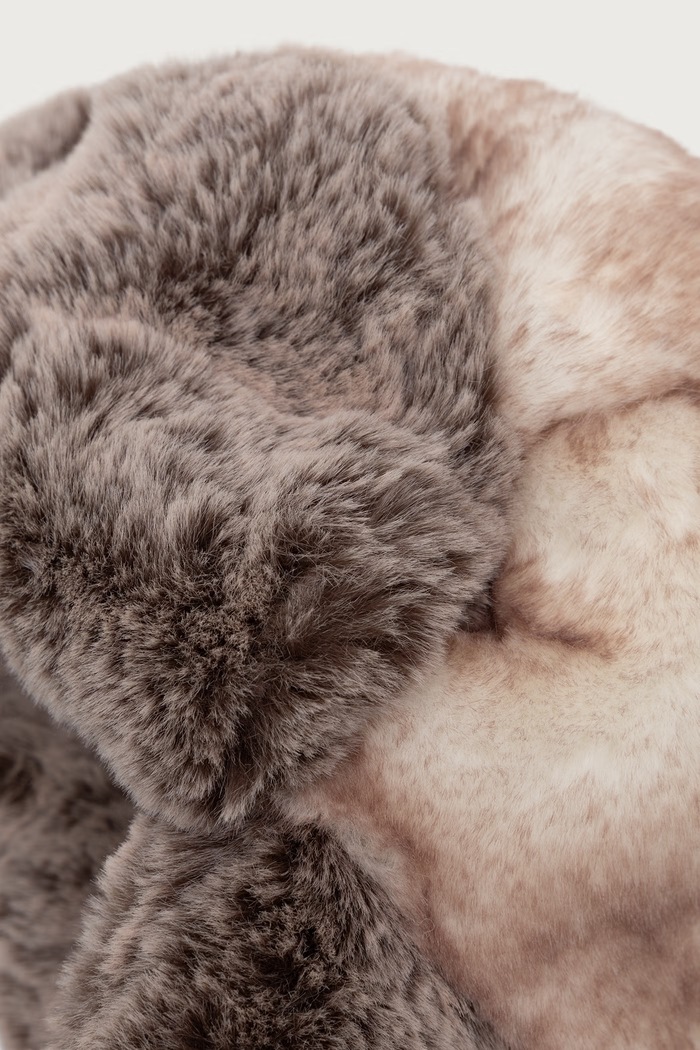 Akcesoria Kangol Czapka uszatka damska MULTI FAUX FUR TRAPPER K4262ST.MT302 beżowy