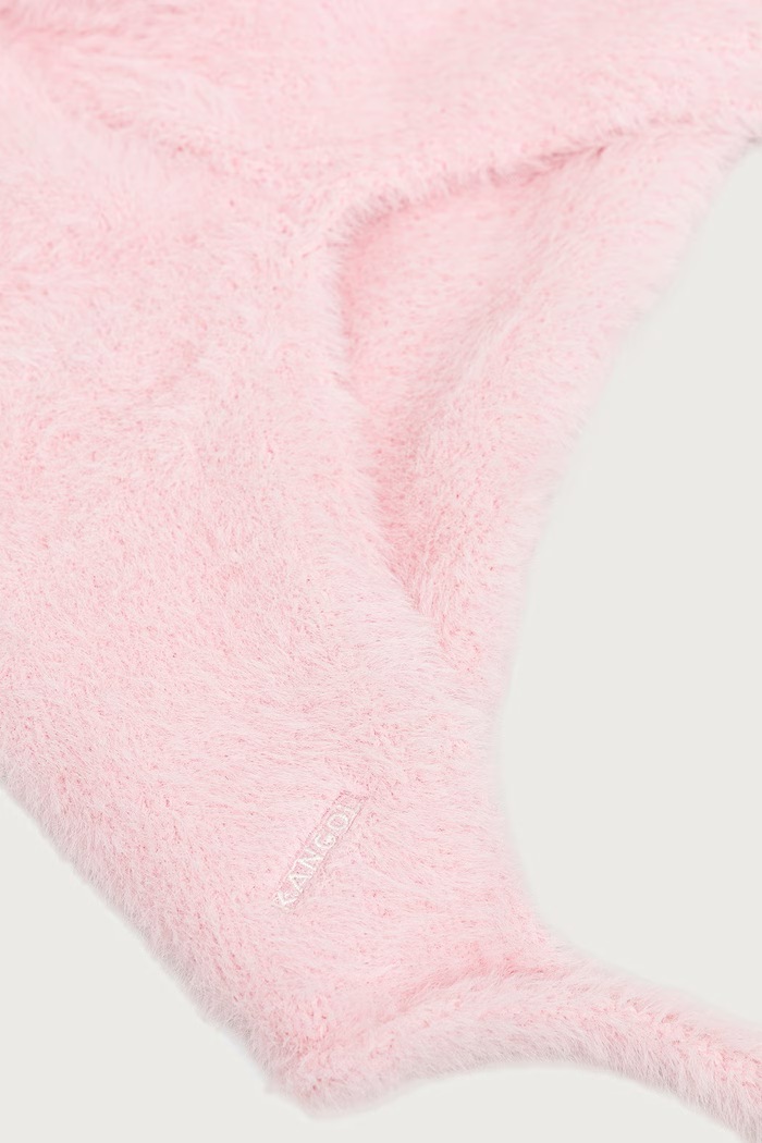 Kangol Czapka uszatka damska FAUX FUR KNIT BONNET K3792.BP608 różowy AW26